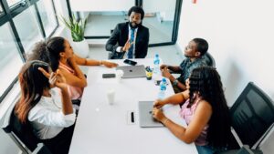 Content marketing agency vs in-house content team