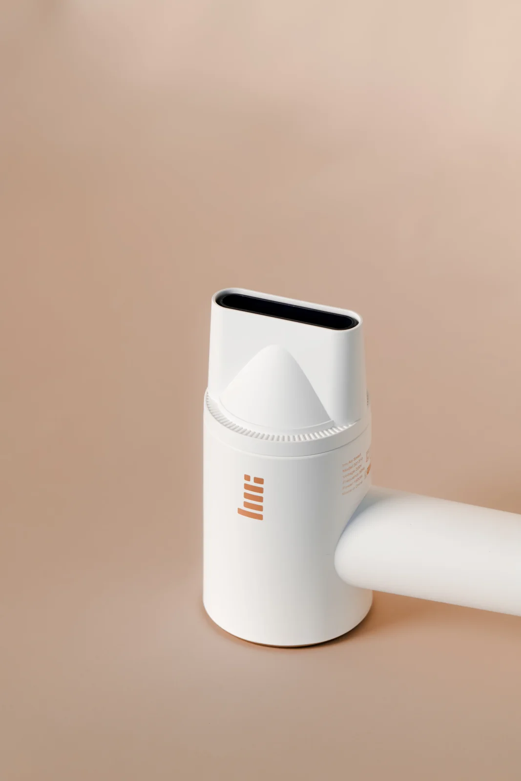 Imi Hair Tool photography by PaperCutCollective
