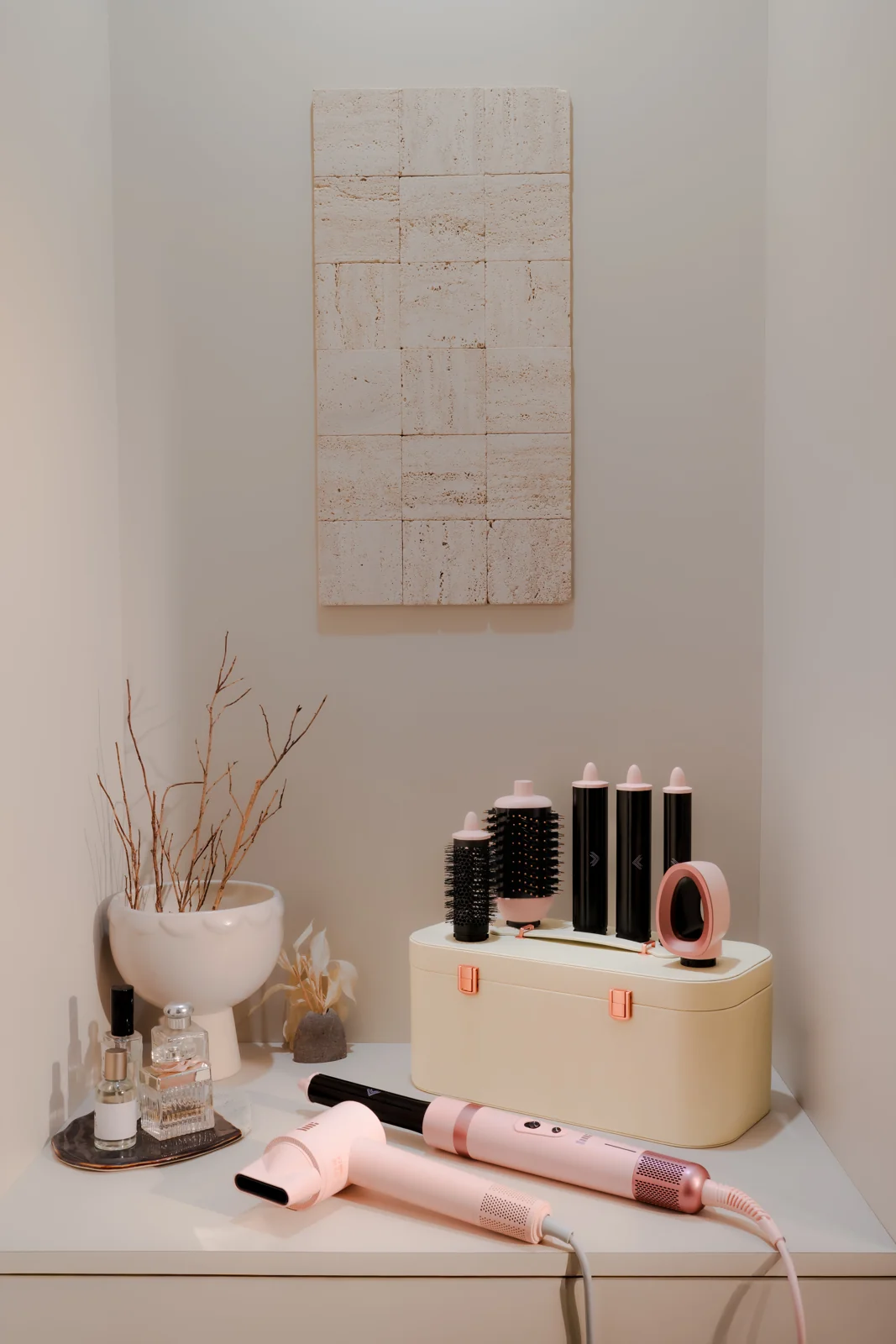 Imi Hair Tool photography by PaperCutCollective